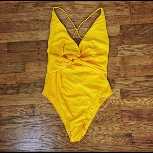 Adorable yellow one piece swimsuit